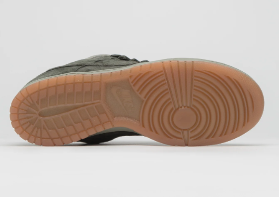 Nike SB Dunk Low Pro B 'Sequoia / Sequoia / Light Army / White' | Canopy Detour