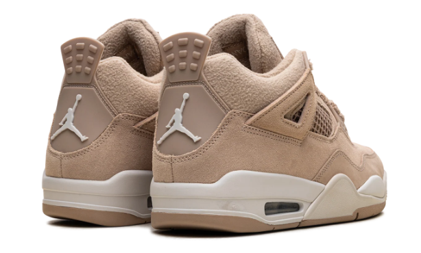 Air Jordan 4 WMNS Cozy Girl | Off Duty Muse