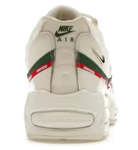 Nike Air Max 95 SP x Undefeated Sail | Sail Side Story