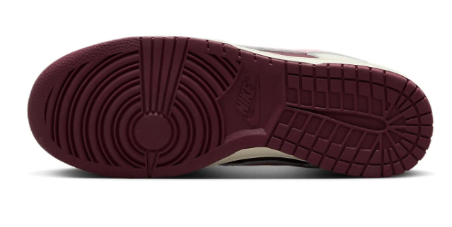 Nike Dunk Low Premium 'Valentine's Day 2023' | Love Letter After Hours | DR9705-100