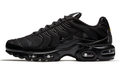 Nike Air Max Plus Triple Black | Noir Continuum