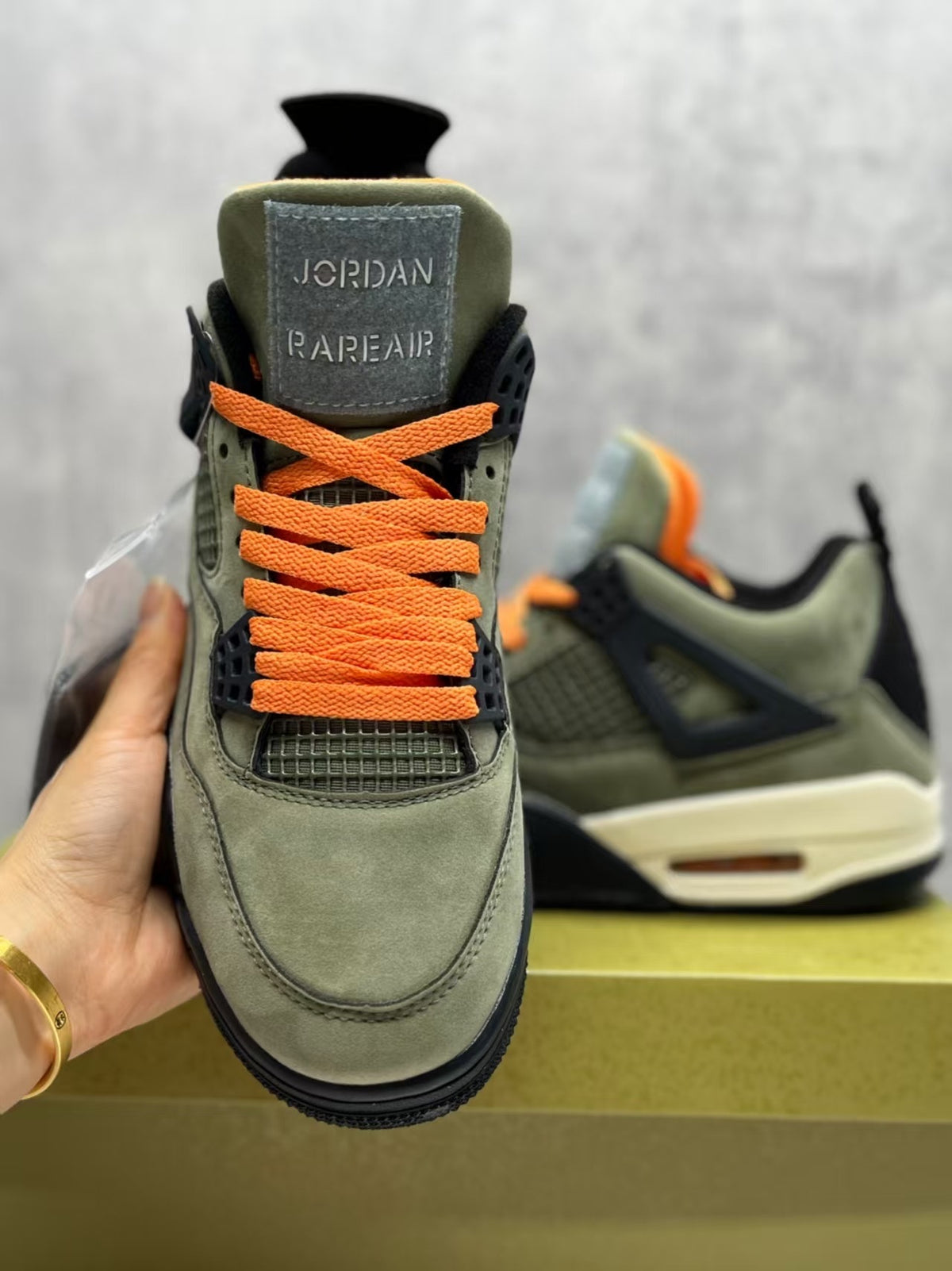 Air Jordan 4 Retro Olive Green | Grove Interlude